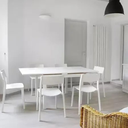 Spacious, Modern, Bright Apartment, Near Piazza Navona! Apartment Rome